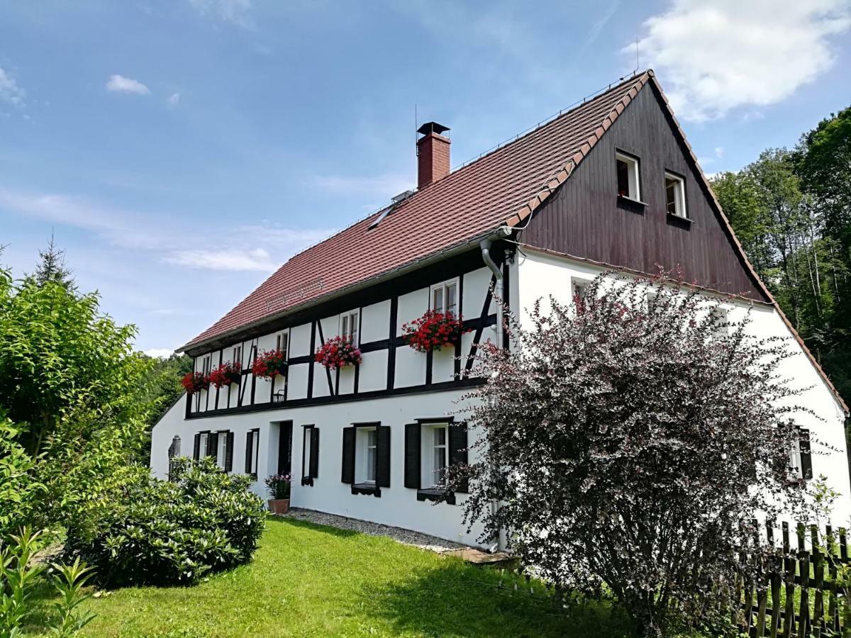 Lusatia Farm Лєшна Екстер'єр фото